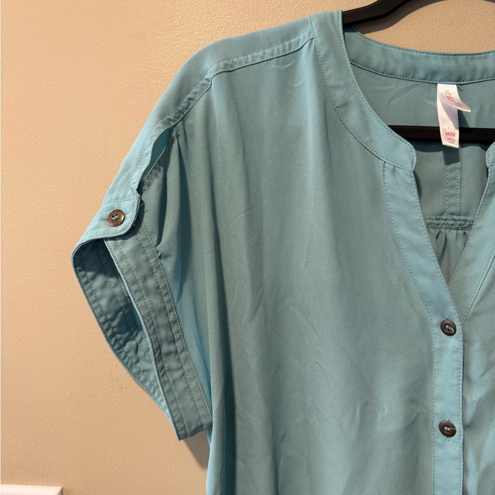 Xhilaration Light Teal Green Top - Picture 4 of 10